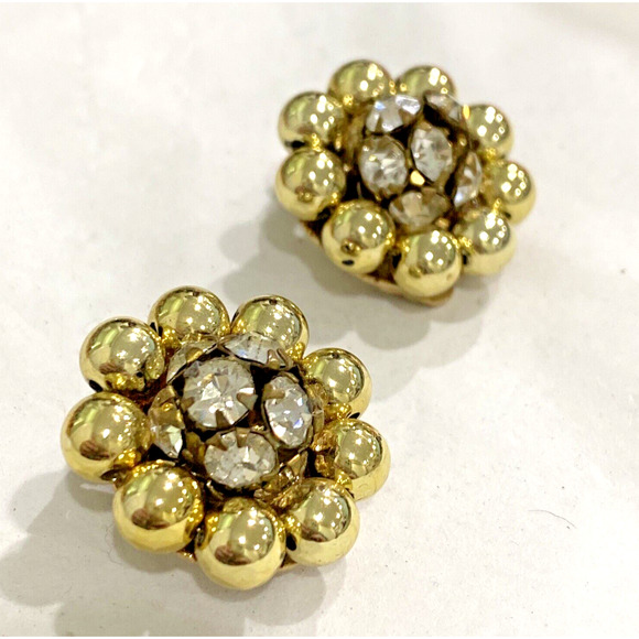 Vintage Lisner Clip On Earrings Goldtone & Clear White Rhinestone Round Clusters - Picture 2 of 8
